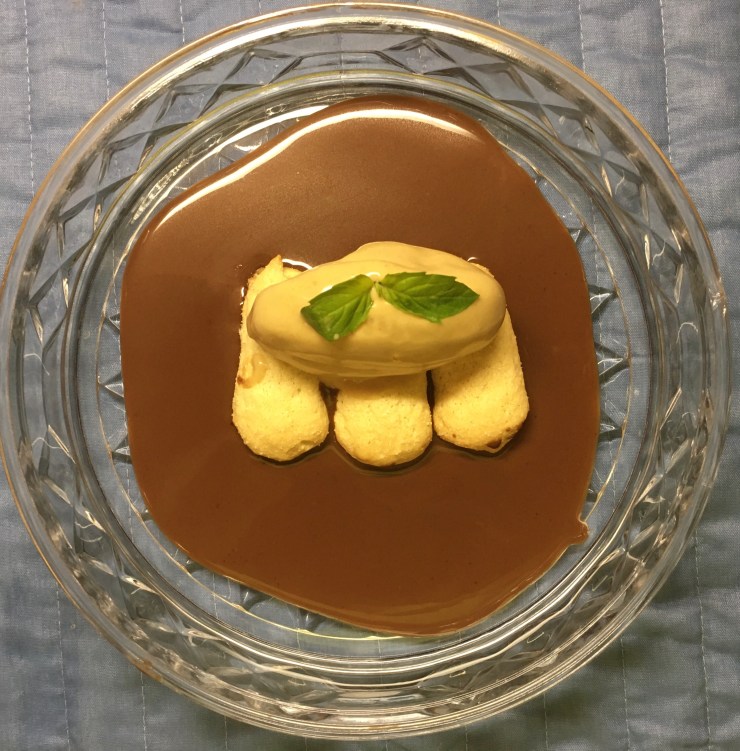 Tobacco ice cream, ladyfingers and chocolate sauce.