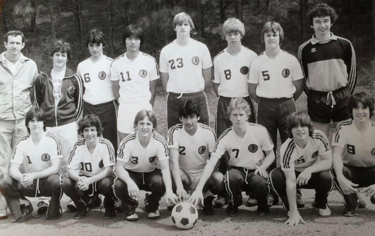 Photo of a high school soccer team.